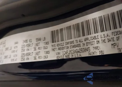 2016 Jeep Cherokee Latitude z USA, uszkodzony, nr VIN 1C4PJMCSXGW283045